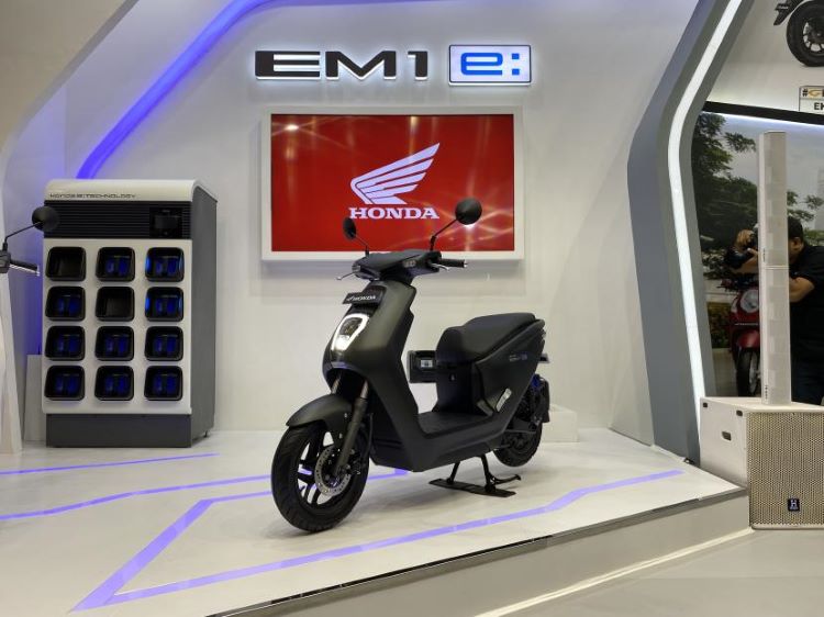Model motor listrik Honda EM1 e: yang mulai dipasarkan di Indonesia