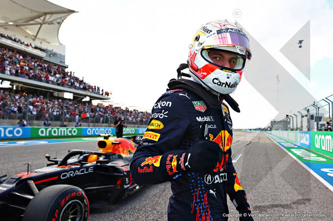 Max Verstappen (Belanda/Red Bull Racing), tadinya dipuja di Meksiko kini jadi musuhpara pendukung Sergio Perez. (Foto: f1)