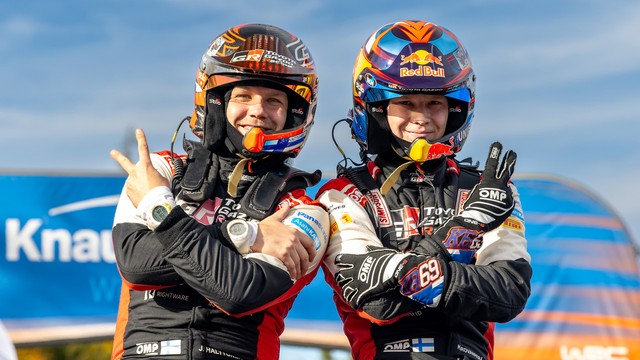 WRC 2023 Eropa Tengah:  Rovanpera Jadi Juara Dunia, Duel Penting Toyota - Hyundai Lanjut ke Jepang