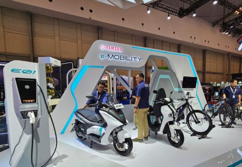 Line Up Yamaha MAXI Menjadi Magnet Tersendiri Bagi Pengunjung di Pameran Sepeda Motor IMOS 2023
