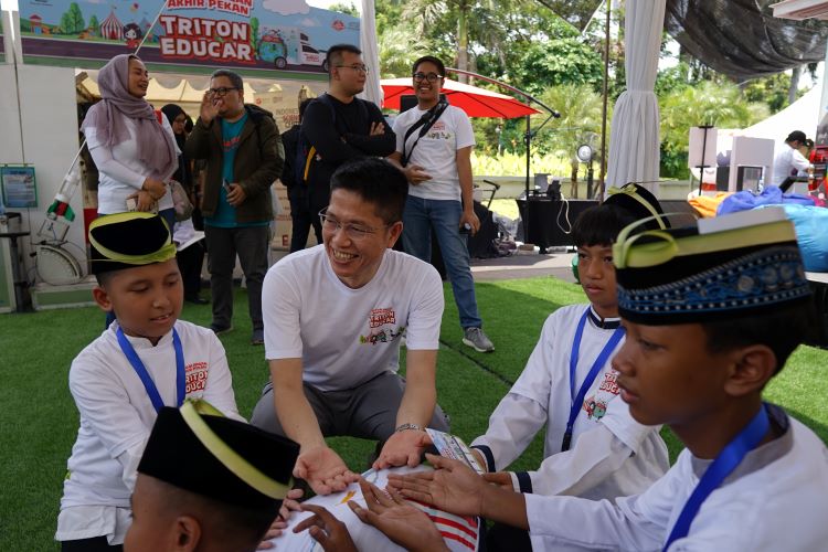 Triton Educar bagi pengalaman dan edukasi kepada anak di Surabaya