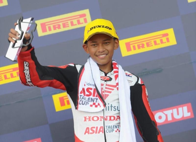 Veda Ega Pratama Membuat Sejarah sebagai Pembalap Indonesia Pertama yang Juara Asia Talent Cup 2023