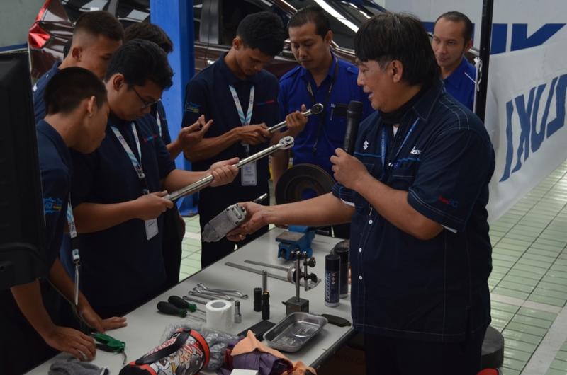 Libatkan Ratusan SMK, Suzuki  Peduli Pendidikan Gelar Kompetisi Mekanik Berhadiah Mesin Hingga Mobil