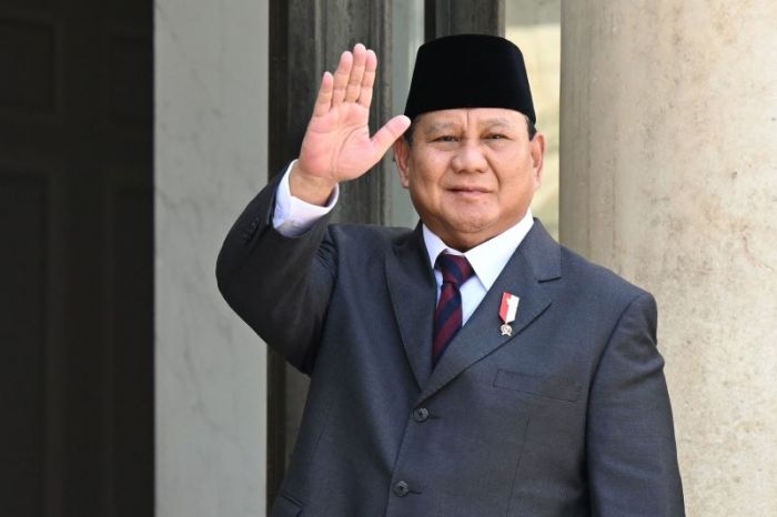Prabowo Subianto menjanjikan Indonesia akan memproduksi mobil dan motor sendiri jika dirinya menang Pilpres 2024. 