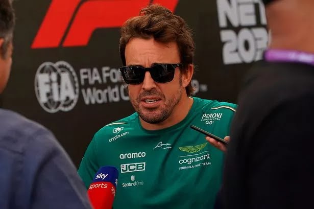 Fernando Alonso (Aston Martin), sasar 2 target di Abu Dhabi. (Foto: themirror)