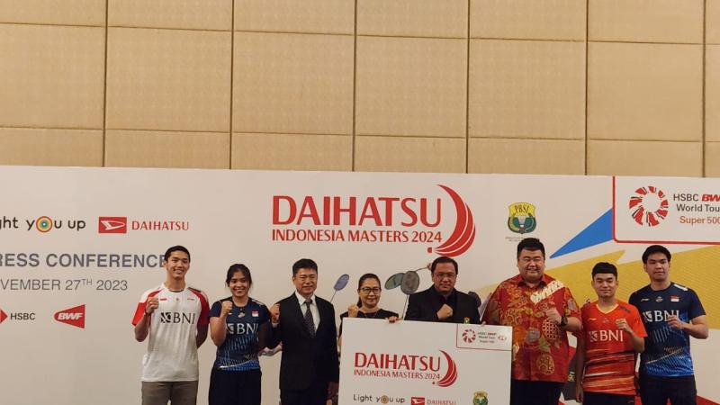 Tim Daihatsu bersama Ketua PBSI dan pelatnas bulutangkis Indonesia (foto : karim).
