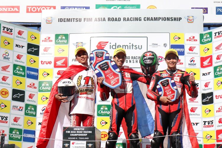 Para pembalap Indonesia asal Astra Honda Motor Racing Team rajai balap Asia Road Racing Champiomship 2023