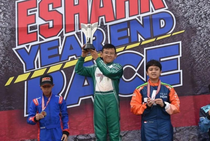  Dominic Brayden Benedict Setiawan juara kelas Junior Rok pada Eshark Year End Race 2023 di SIKC Bogor, Minggu (17/12/2023)