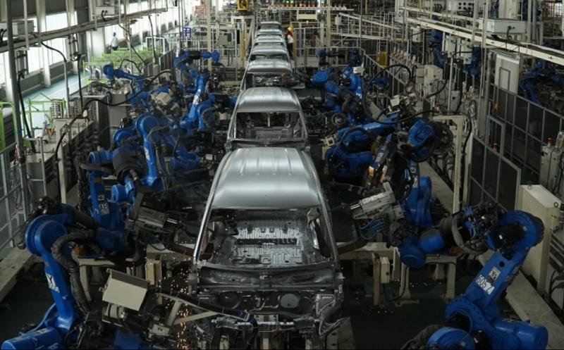 Tahapan Suzuki Indonesia untuk mencapai strategi reduksi karbon di pabrik mobil Suzuki di Indonesia