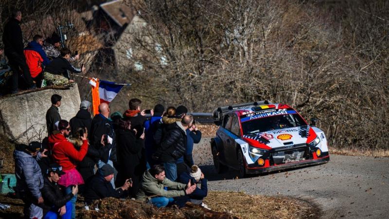 WRC 2024 Monte Carlo: Thierry Neuville Bawa Hyundai ke Puncak, Sementara Pegang 18 Poin