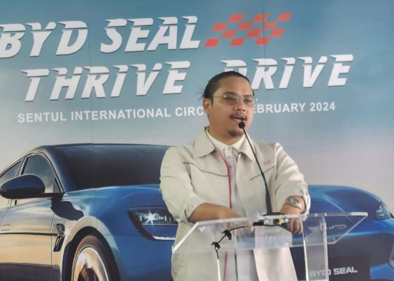 Luther T. Panjaitan, Head of Marketing Communication PT BYD Motor Indonesia (foto: krm).