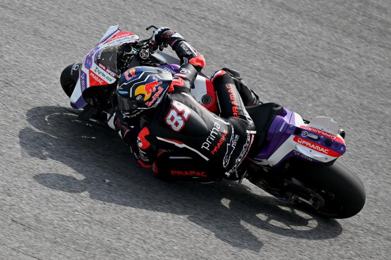 Tes MotoGP 2024 Sepang : Jorge Martin dan Enea Bastianini Tembus Rekor Waktu, Yamaha M1 Mulai Garang di Trek Lurus 