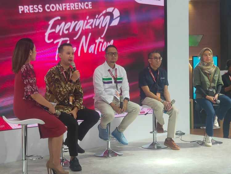 Diskusi dan paparan Pertamina berkaitan dengan energi hijau di Indonesia