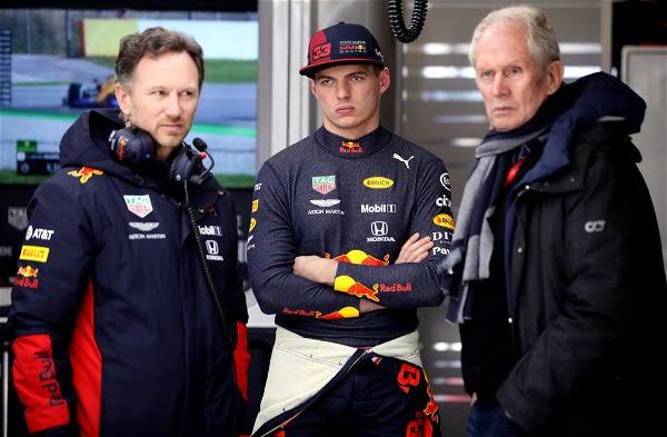 Christian Horner, Max Verstappen dan Helmut Marko, konon terancam pisah di awal musim kompetisi 2024. (Foto: essentiallysport)
