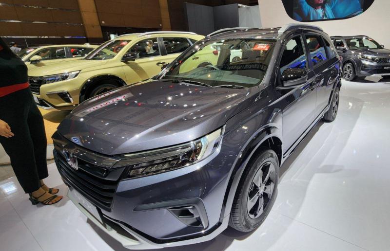 IIMS 2024 : Honda WRV, Pilihan Low SUV Terbaik dengan Beragam Spesifikasi Unggulan