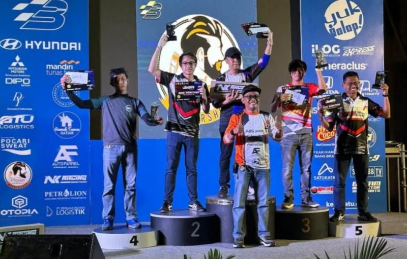 Firliansyah Dari Proteam Motorsport Raih Juara Umum Kejuaraan Drag Race 2024 di Batam Kepulauan Riau