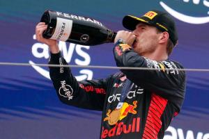 F1 2024: Max Verstappen Bisa Tinggalkan Red Bull Racing Pindah ke Mercedes, Begini Klausulnya