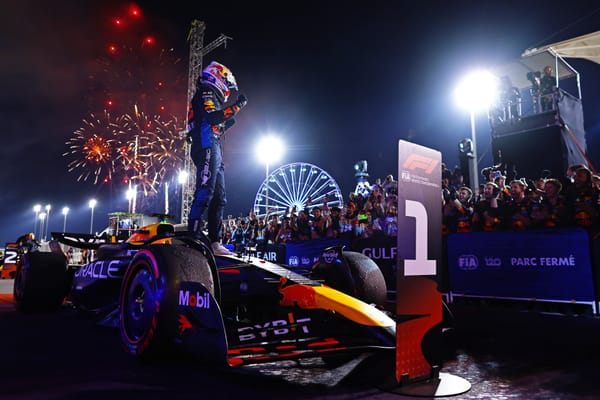 Max Verstappen (RBR) di Arab Saudi, sukses beruntun di dua seri awal meski internal tim bergejolak. (Foto: f1)