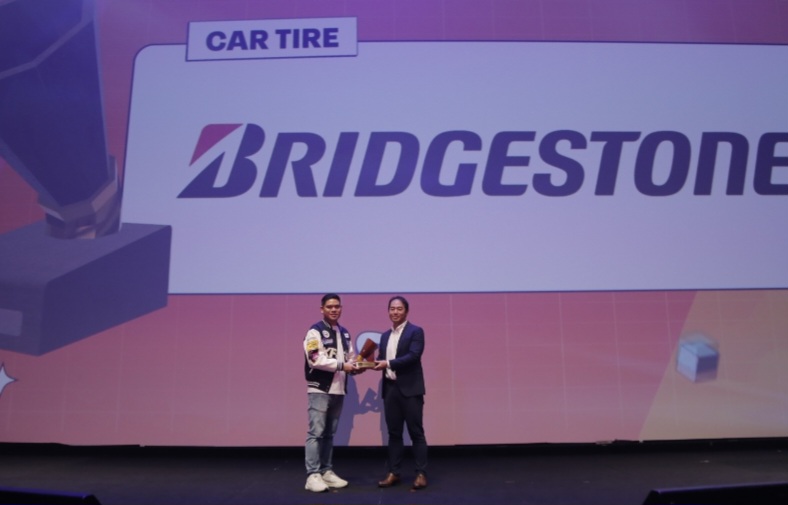 Bridgestone kembali meraih penghargaan Gold Champion Indonesia WOW BRAND 2024, sebagai ban mobil penumpang terbaik
