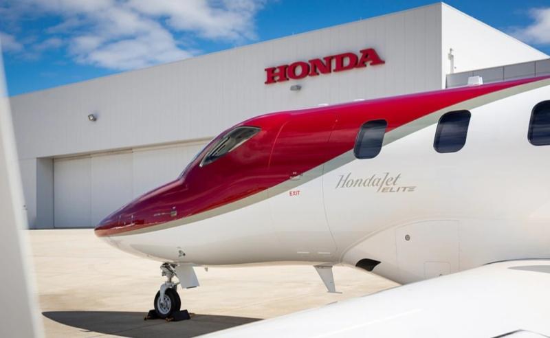 Honda Aircraft Company dengan mendirikan Japan General Aviation Service sebagai pusat layanan resmi HondaJet di Jepang