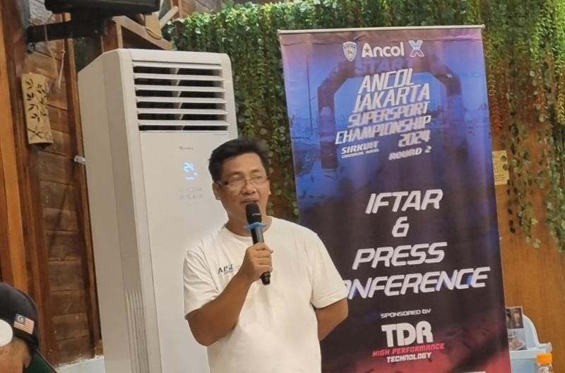 Doddy Hendrawan selaku Ketua Panitia Ancol Jakarta Supersport Championship pada preskon yang dilangsungkan di restaurant Bandar Djakarta Ancol belum lama ini.