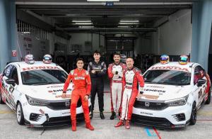 Avila Bahar Diundang HMRT Untuk Balap Mobil MCS 2024 Di Sirkuit Sepang Malaysia, Duet Dengan Putera Adam    