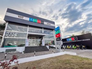 Piaggio Indonesia Hadirkan Dealer Motoplex 4 Brand di Sidoarjo, Jawa Timur