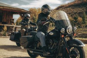 Harley Davidson Model Heritage Classic 114, Melangkah ke Masa Lalu dengan Gaya Masa Kini